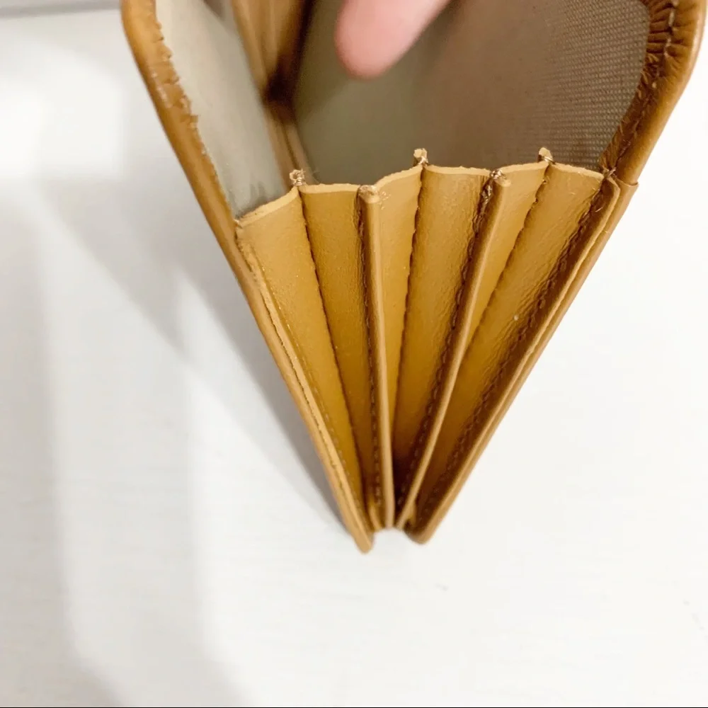 Levenger leather card